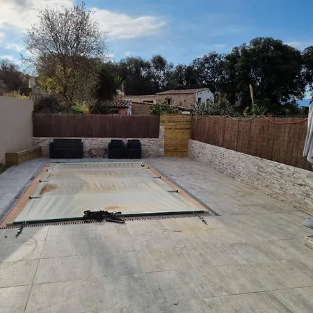 De 3 Avec Piscine Privee Jardin Clos Et Wifi A Appartamento