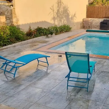 De 3 Avec Piscine Privee Jardin Clos Et Wifi A Apartmán